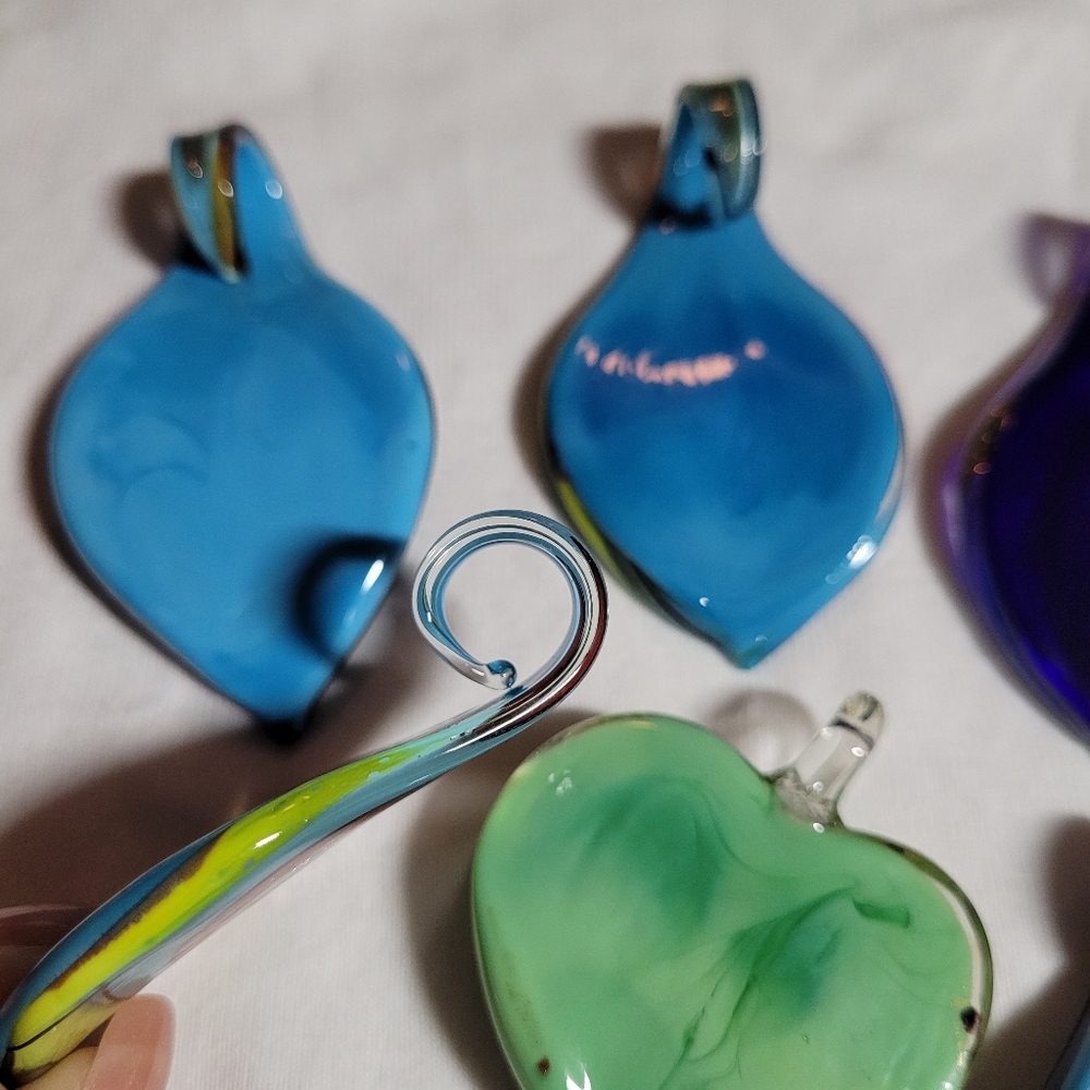 Glass pendants - Picture 3 of 3